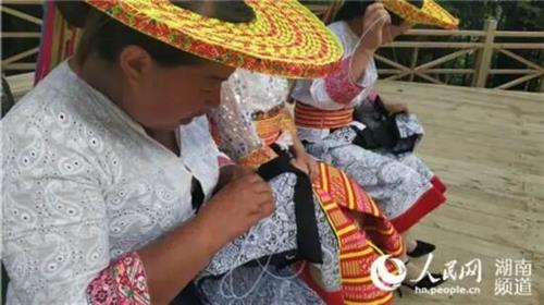 网络直播带货助农 “网约邵阳”走进隆回花瑶